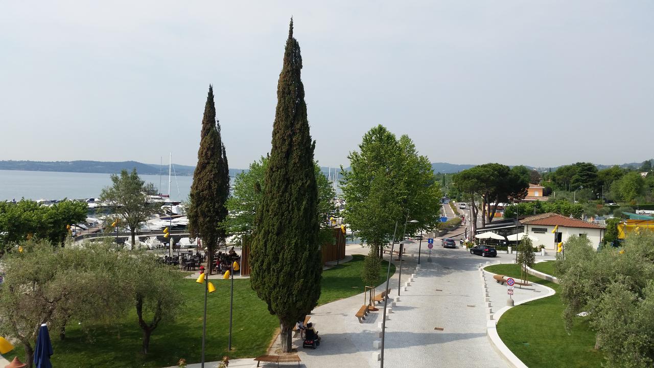 Villa Graziosa Al Porto Moniga del Garda Exterior foto